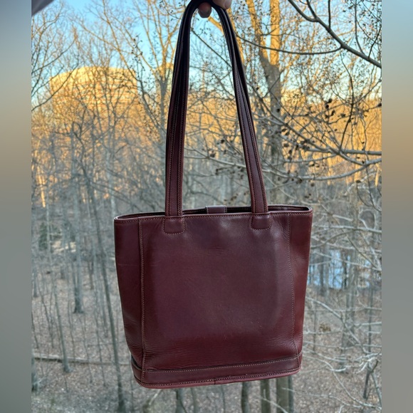 Vintage Coach Bleecker Bucket Tote | USA 1995 | Burgundy | 9303 | Good Condition - Picture 3 of 10